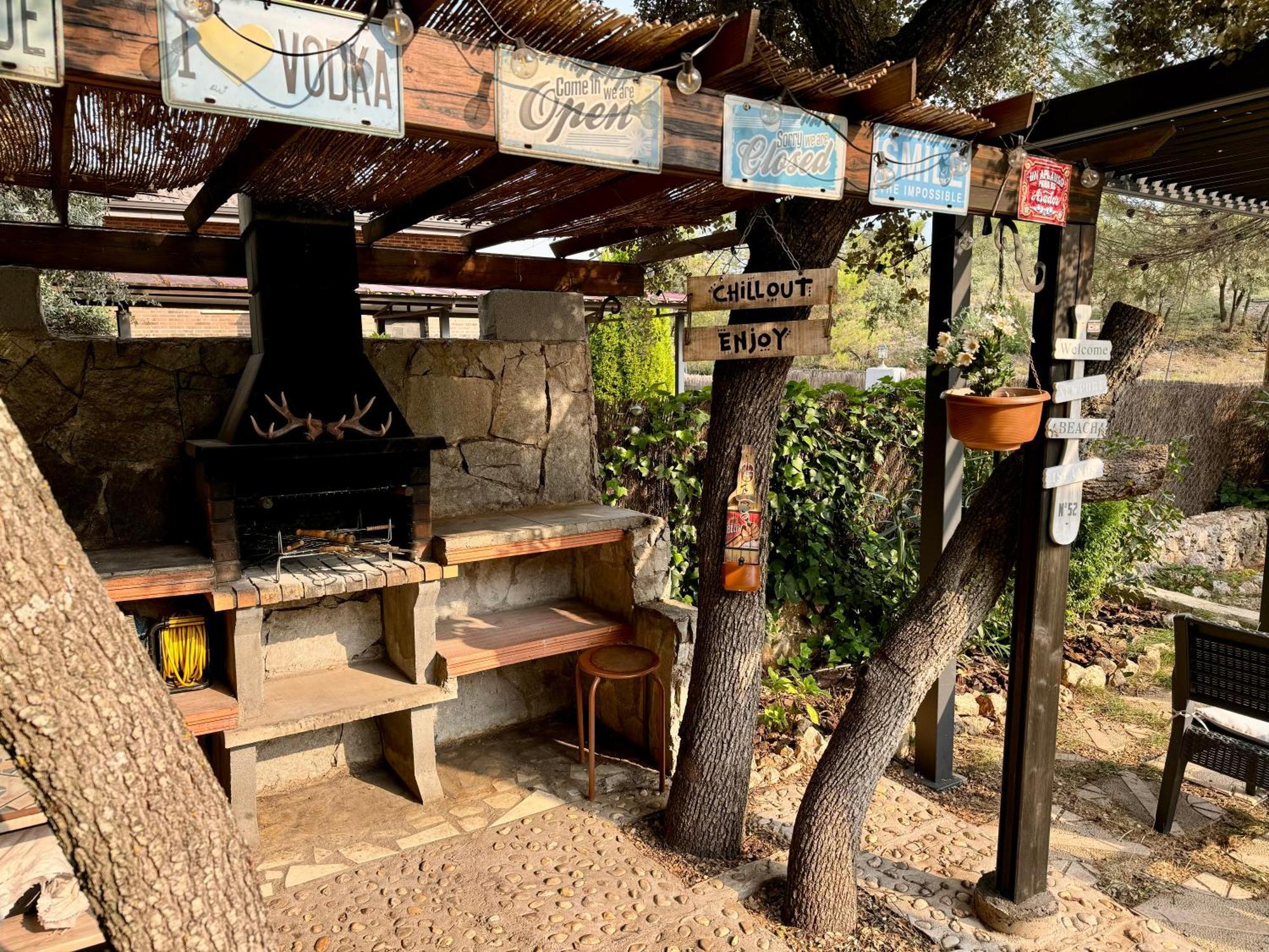 Desconexion Y Paz, Cabana En La Sierra Albalate De Zorita المظهر الخارجي الصورة
